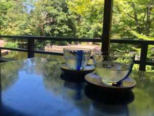 寒川神社神嶽山神苑内にある和楽亭の梅ジュース