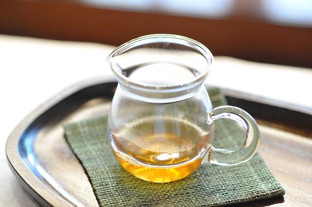 ほんのり甘い 蓮花茶 美容にも効果があるベトナムのお茶 カフェインの有無は ウズラボイス