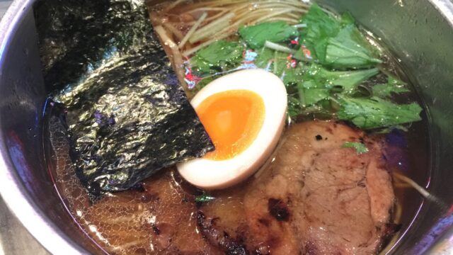 【観光】本厚木『ZUND-BAR(ズンドバー)』はAFURIの出発点!淡麗系ラーメンを食べてきました♪