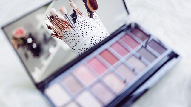 【風水】どうして洗面所でのメイクはだめなのか?風水で見るスキンケアとメイクの関係!