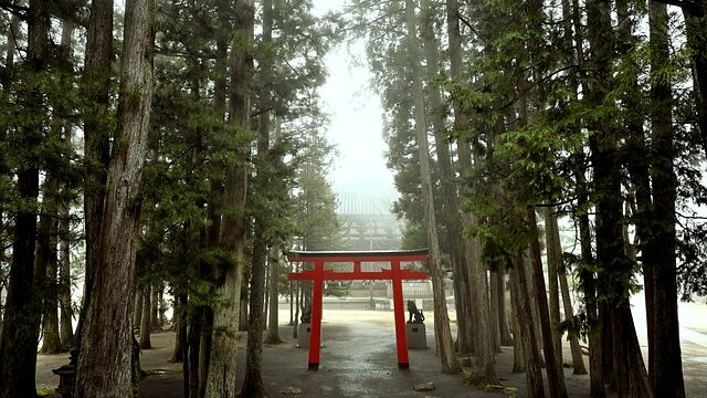 【神社仏閣の歓迎サイン】甘い香り・花の香り・線香の匂いが示す神仏からのメッセージ