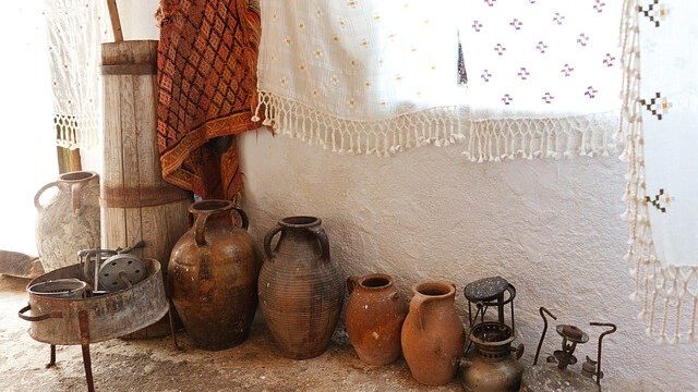 【風水】「壺」を飾るだけで開運するって本当?置く場所で金運が上がる?壺の開運効果を考察!