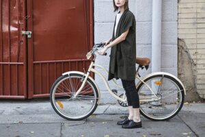 【風水】自転車を玄関に置くのはなぜNG?理想の置き場所と室内に飾る場合の注意など