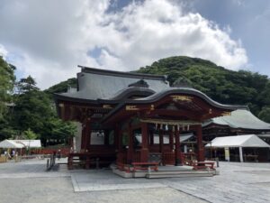 鶴岡八幡宮の舞殿