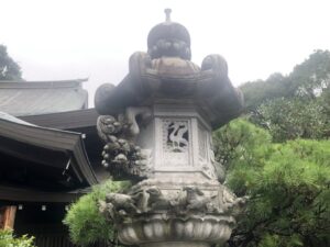 近江神宮の灯篭