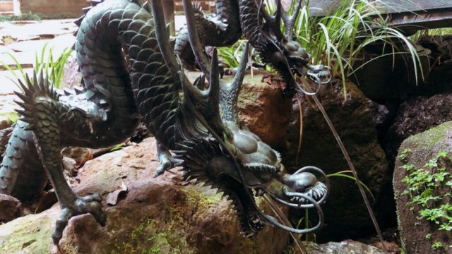 【開運】聖域や吉方のお水を頂いて運気アップ!開運『お水取り』のやり方と効果について