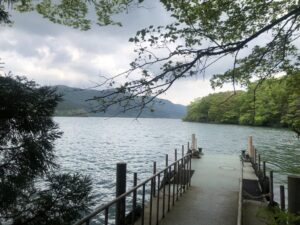 九頭龍神社本宮の桟橋