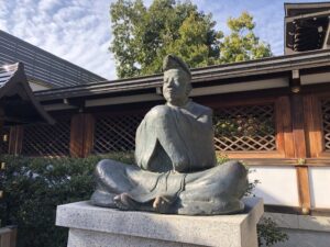晴明神社の晴明像