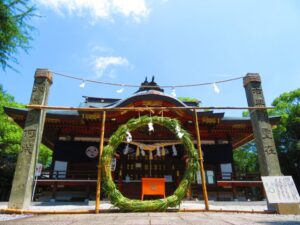【開運】茅の輪くぐりのタイミングは年に2回！半歳の厄を落とす大祓の神事について