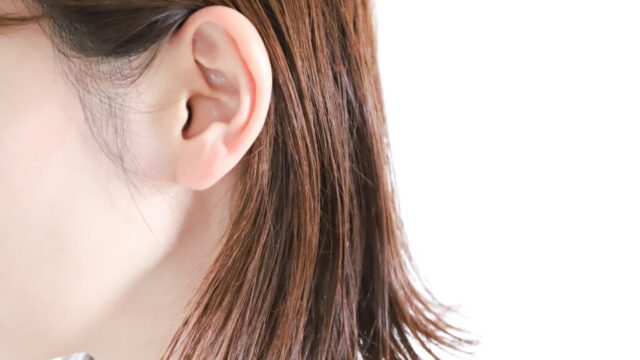 【風水】風水や九星気学で『耳』の方位ってどこになるの?耳の健康運を上げるには?