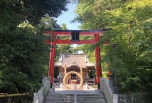 白笹稲荷神社の茅の輪くぐり