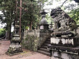 大井俣窪八幡神社の狛犬