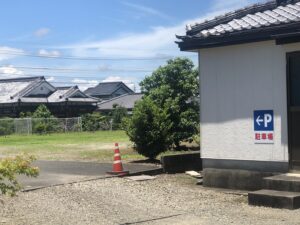 島津稲荷神社の駐車場