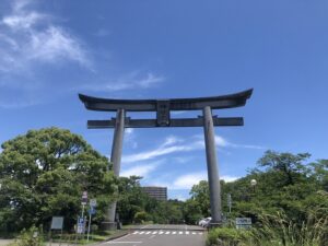 神柱宮の巨大鳥居