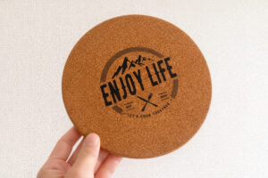 下敷きにしてるコルク(ダイソー100均)